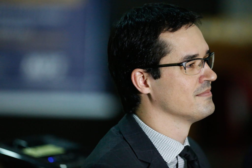Procurador da Lava Jato Deltan Dallagnol chega ao aeroporto de Brasília - Metrópoles