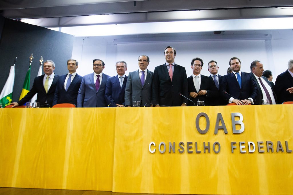 Autoridades marcam presença na posse de presidente e vice do STJD