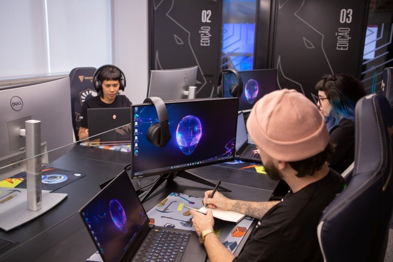 Prédio futurista abriga CT da elite dos gamers em São Paulo