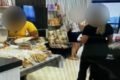 Imagem mostra padaria montada por moradores dentro de um apartamento - Metrópoles