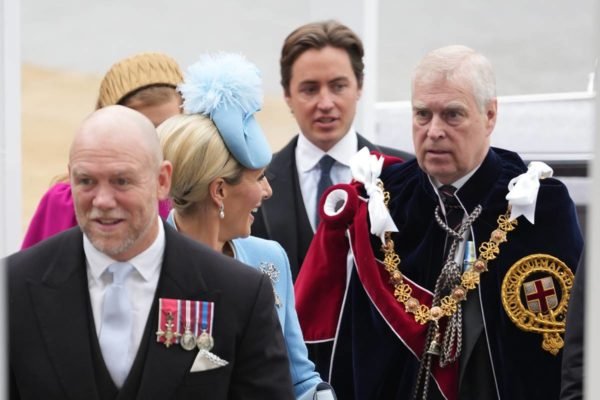 Convidado reclama de detalhe “frustrante” na coroação do rei Charles