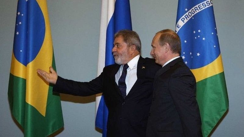 O ex-presidente Lula durante encontro com Vladimir Putin, então primeiro-ministro da Rússia, em Moscou em maio de 2010