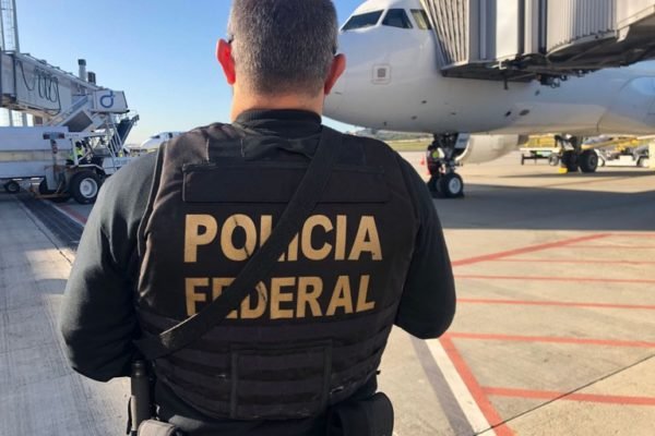 Polícia Federal no aeroporto de São Paulo atos antidemocráticos