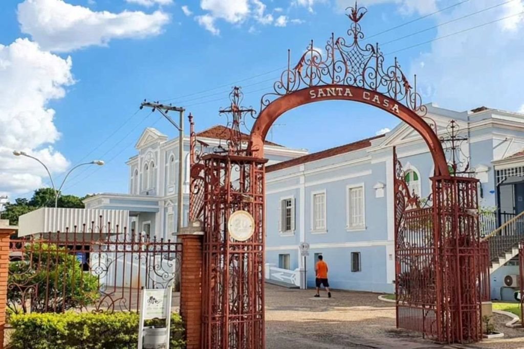 Menina de 3 anos desnutrida é resgatada em Rio Claro