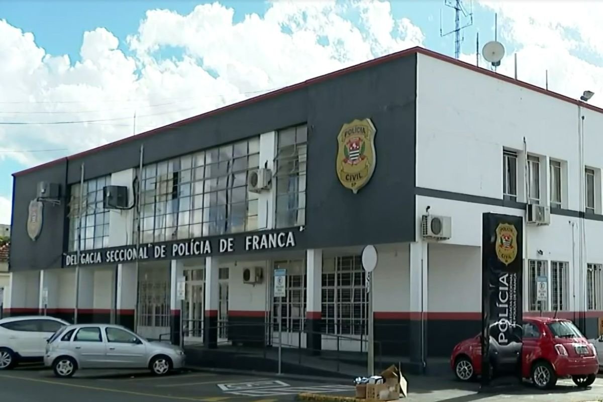 Uol – Polícia Civil de SP reduz delegados, escrivães e peritos, diz  sindicato – SINDPESP