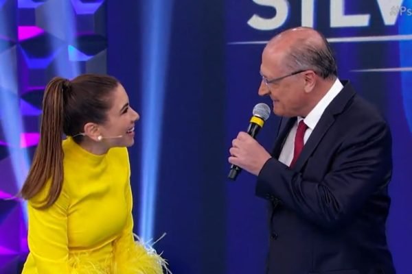 Geraldo Alckmin no Programa Silvio Santos, ao lado de Patrícia Abravanel