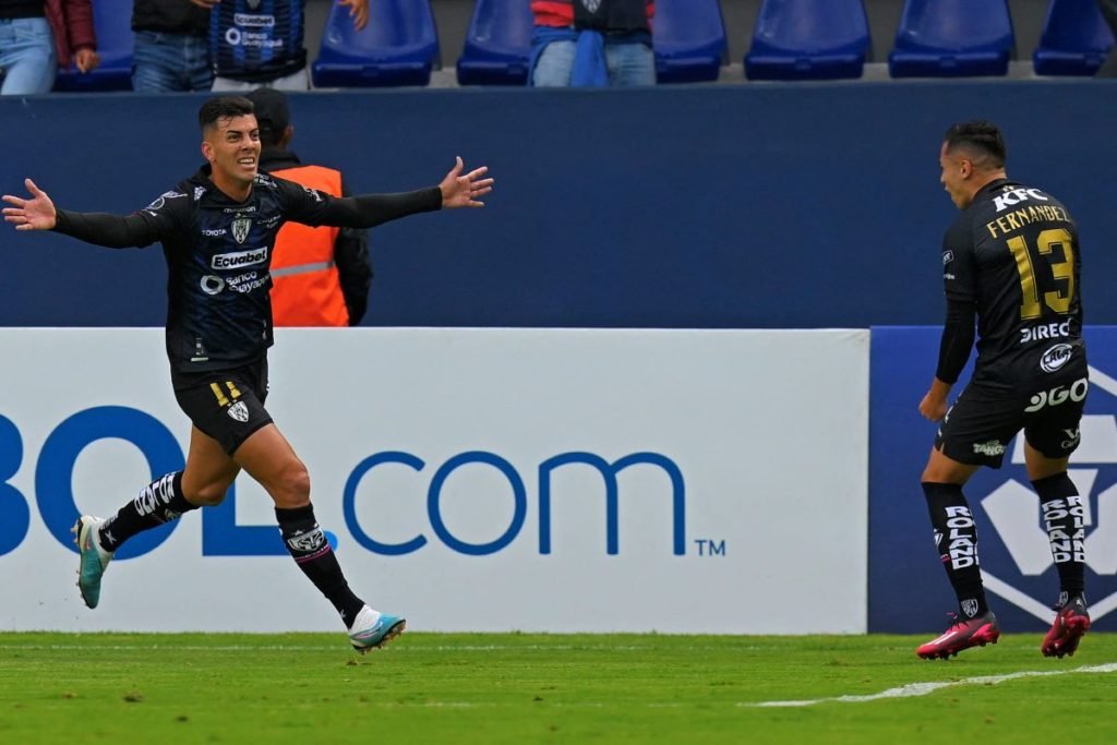 Nos acréscimos, Corinthians leva empate do Internacional pelo