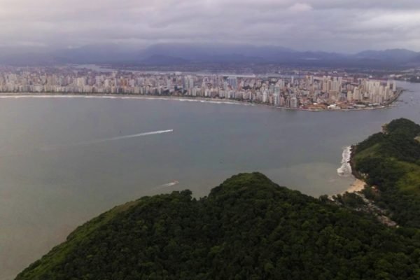 Microplásticos: estuário de Santos tem altos níveis de contaminação