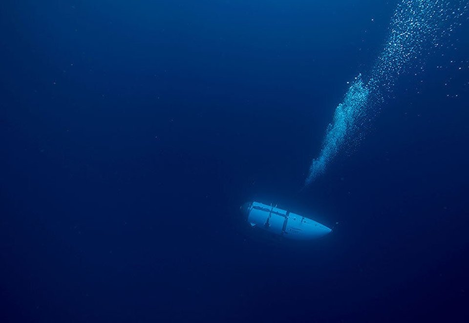 Imagem colorida mostra Submersível turístico pertence à OceanGate: operações de busca e resgate continuam pela Guarda Costeira dos EUA - Metrópoles