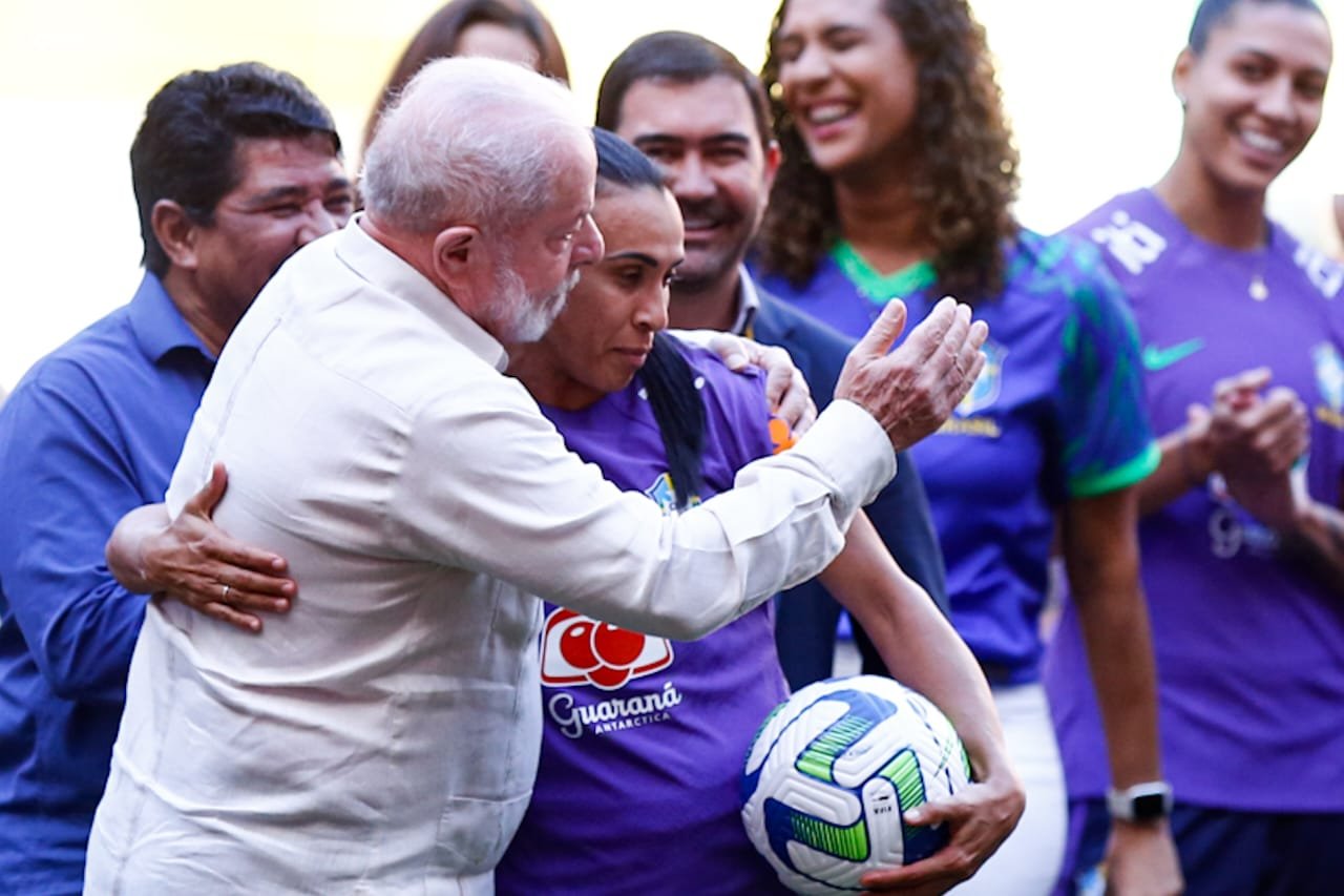 O DF por elas! Vá ao Mané Garrincha apoiar as meninas da Seleção no último  jogo antes da Copa do Mundo