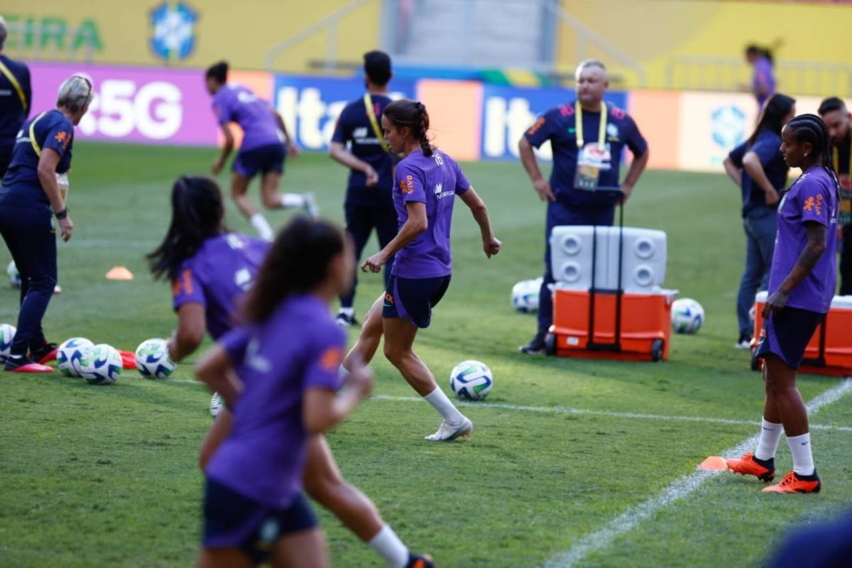 Seleção Brasileira Feminina de Futebol Americano estreia neste fim