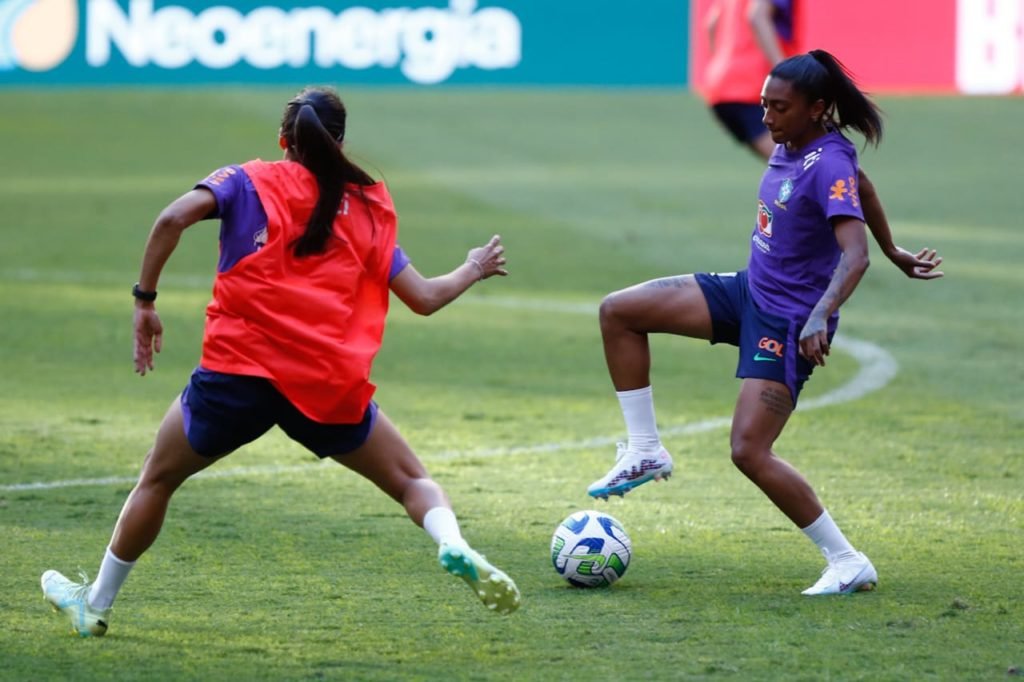 O DF por elas! Vá ao Mané Garrincha apoiar as meninas da Seleção