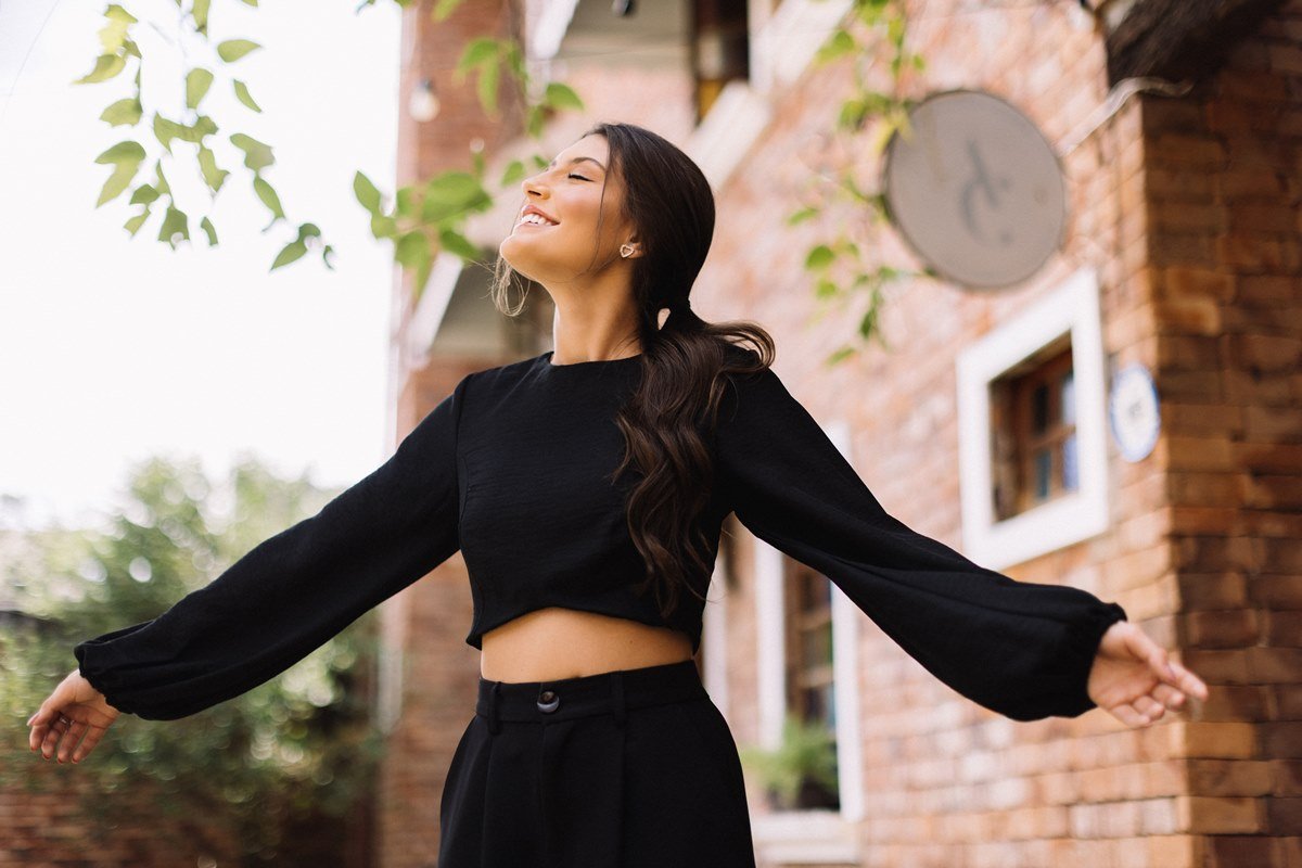 Conheça a Ismy, marca brasileira de moda inspirada em novela turca