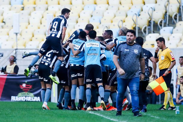 Qual é o número mágico para o Botafogo ser campeão? Matemáticos calculam  chances por pontuação - FogãoNET