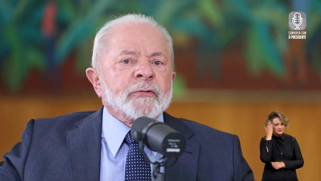 imagem colorida do presidente Lula