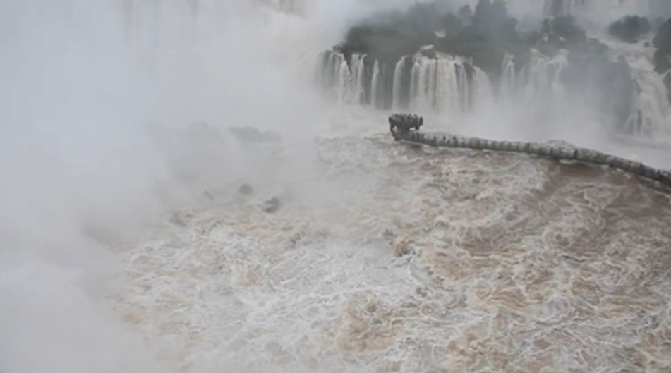 Primeiro Vídeo: Vazão das Cataratas do Iguaçu 5 vezes acima da média n