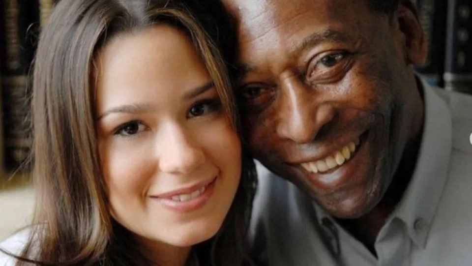 Gemima Lemos MacMahon (enteada de Pelé) e Pelé - Metrópoles