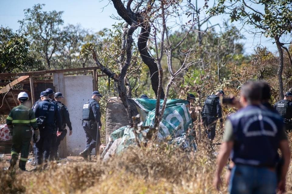 Policias em ocupação irregular no Noroeste - Metrópoles