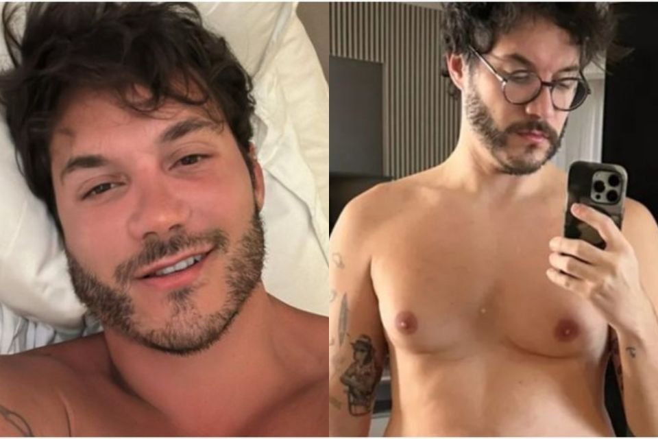 ex-BBB posando na frente do espelho e sorrindo