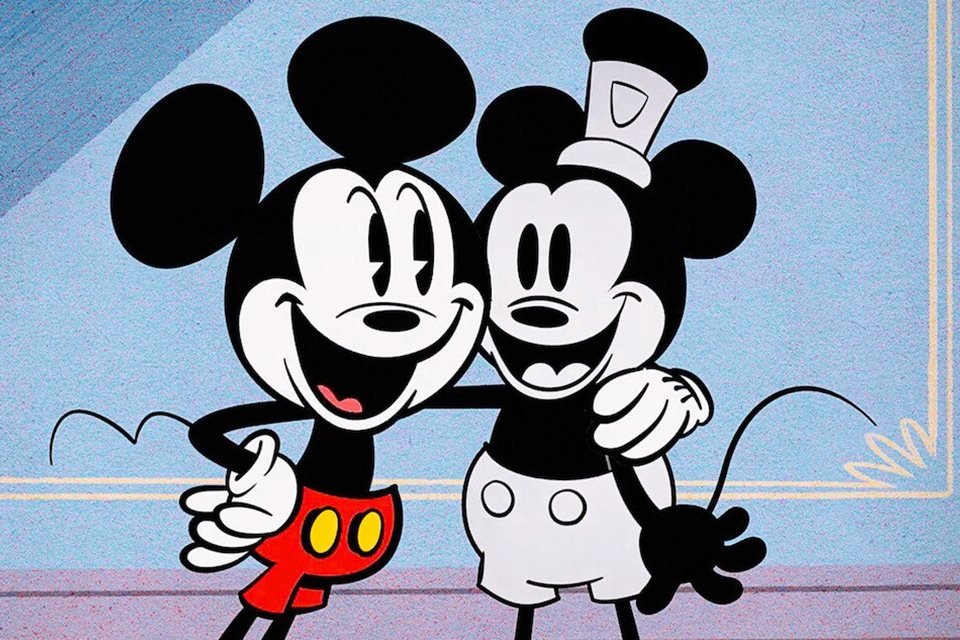 COMO DESENHAR O MICKEY MOUSE  Passo a Passo Simples e Fácil 