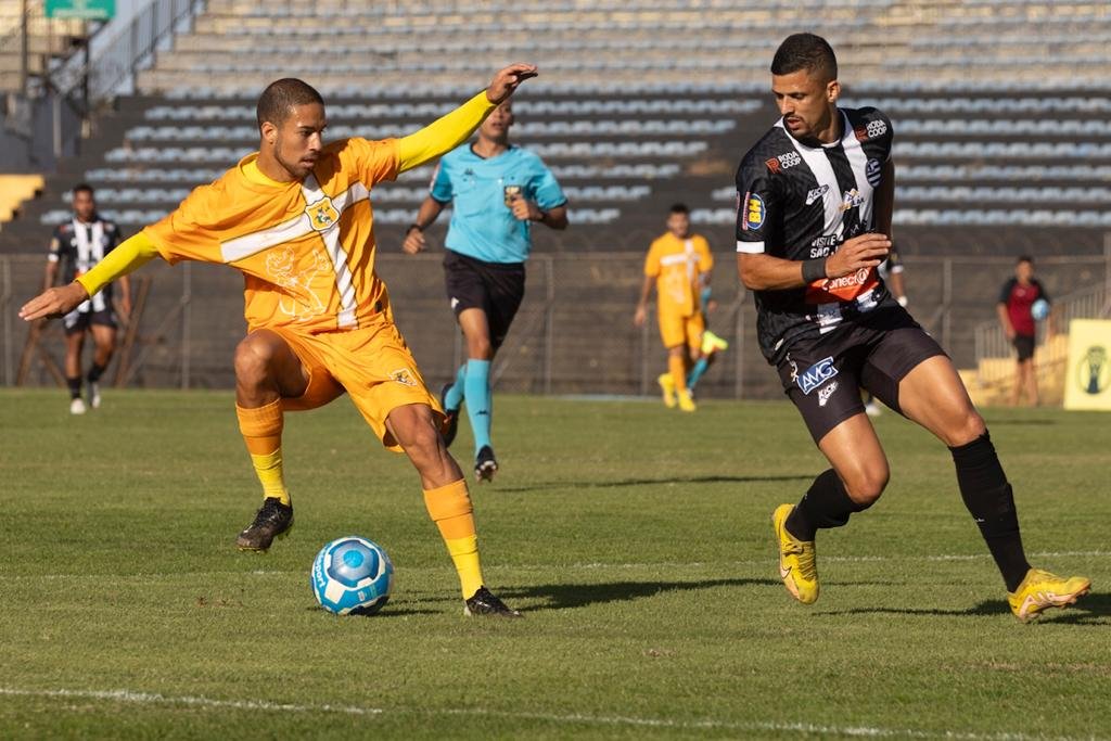 GOLS DO JACARÉ: Hernane broca duas vezes e o Jacaré vence mais uma na Série  D. 