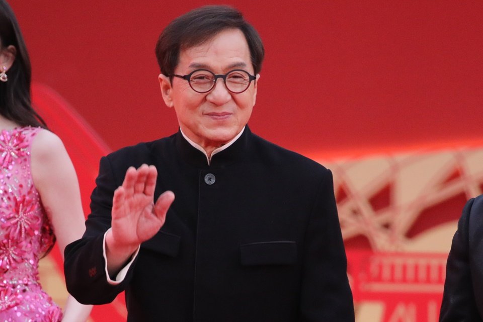 Filme de Jackie Chan e John Cena é o mais visto na Netflix