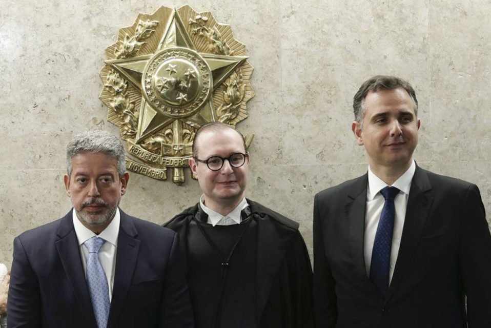 Arthur Lira, Cristiano Zanin e Rodrigo Pacheco durante posse no STF - Metrópoles