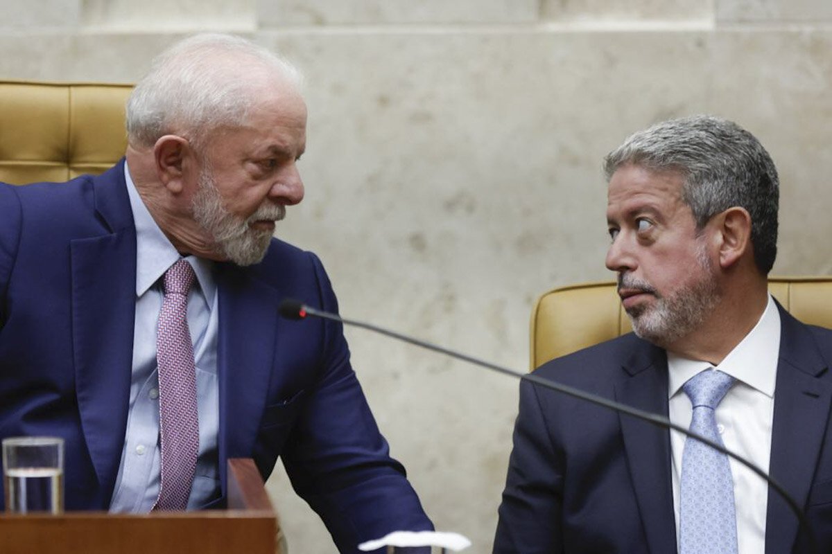 Arthur Lira e Ciro Nogueira divergem sobre ades o do PP ao governo