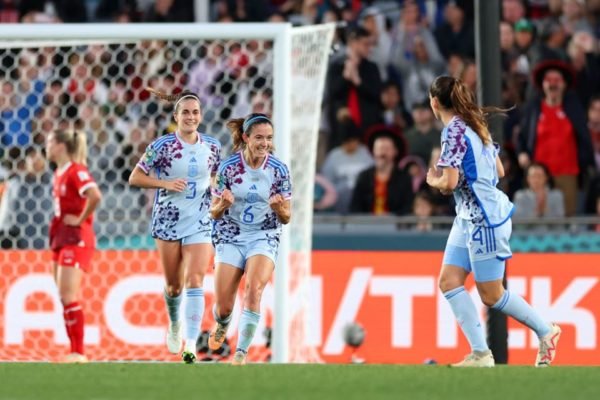 Campeãs! Japão bate Espanha na final e vence Copa do Mundo Feminina Sub-20, Futebol no Japão