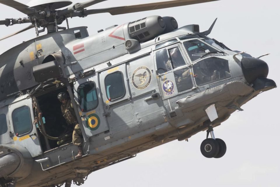 Aeronave UH-15 Super Cougar helicóptero marinha treinamento Formosa