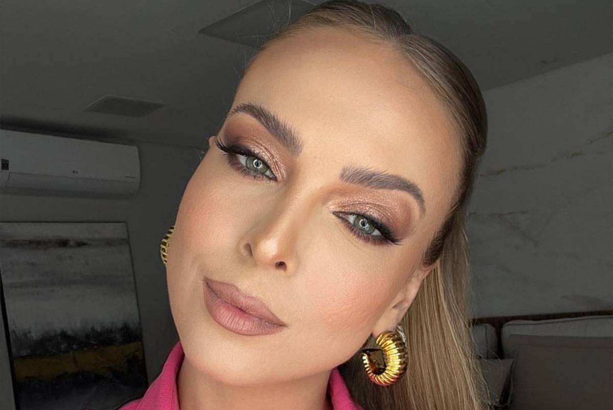 Tata Estaniecki, Influencer em Beleza na Web