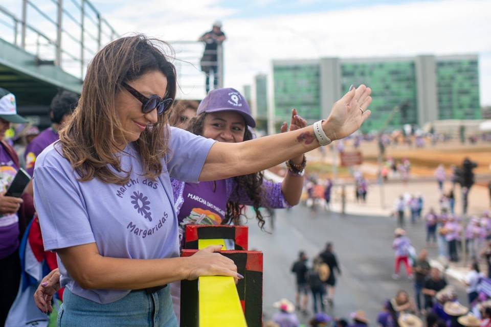 Marcha das Margaridas termina com demonstração de força e união de 100 mil  camponesas - Sul 21