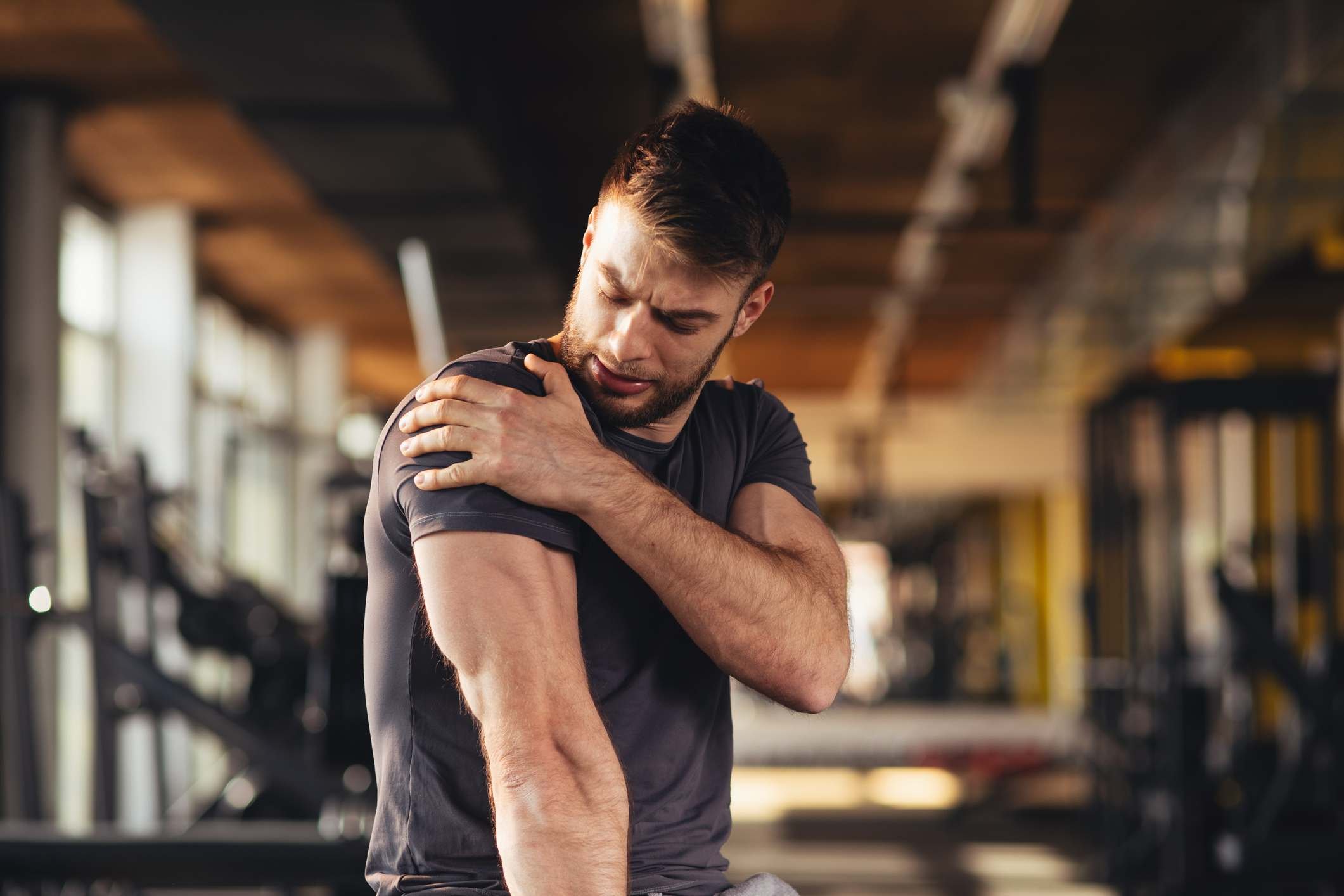 10 Erros no Treino de Bíceps na Musculação (veja como evitar)
