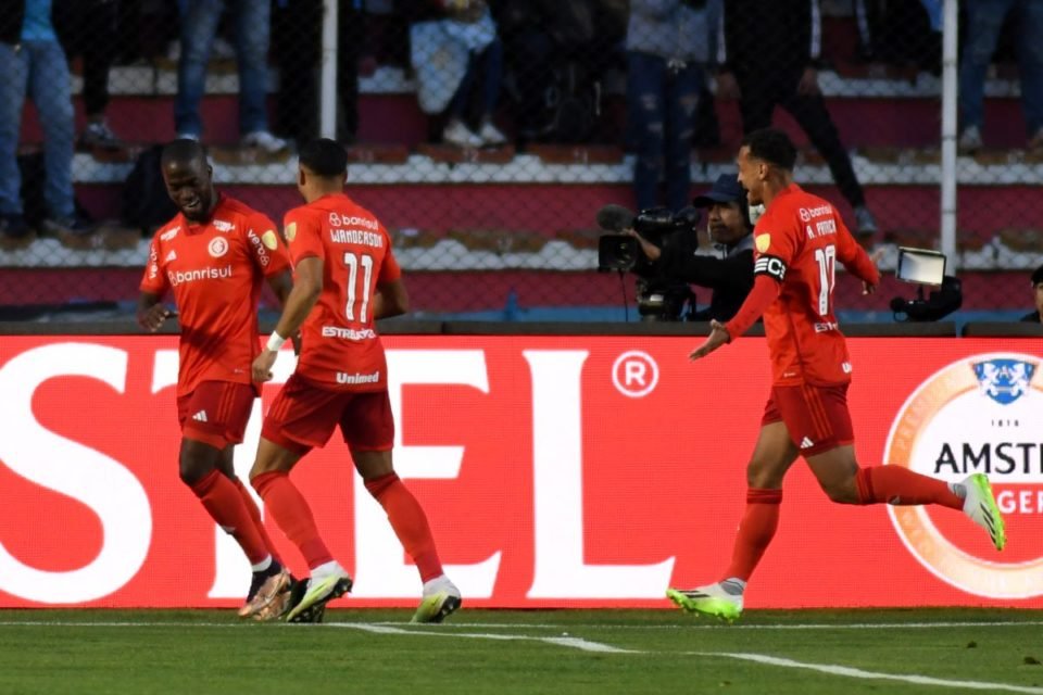 Internacional vence Bolívar em La Paz e se aproxima da vaga à semifinal da  Libertadores - Jogada - Diário do Nordeste