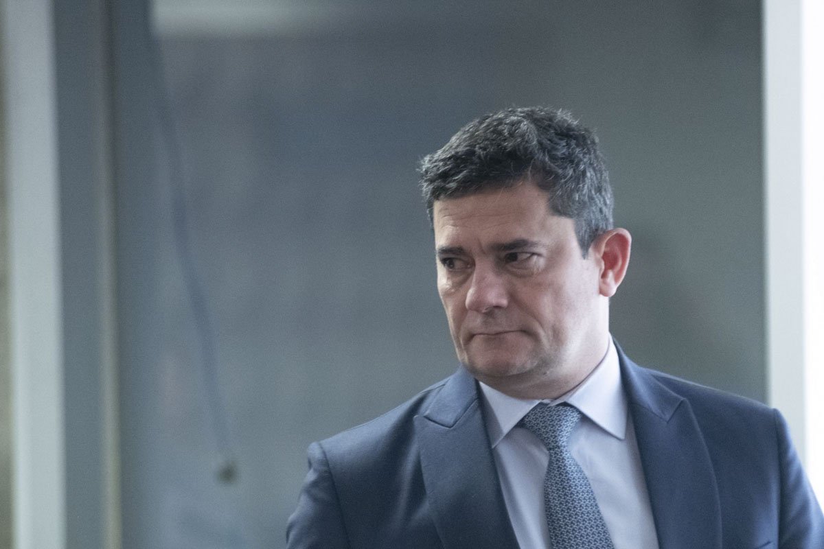 Sérgio Moro acompanha o depoimento de Fábio Augusto Vieira, ex-comandante da PMDF na Comissão Parlamentar Mista de Inquérito (CPMI) do 8 de Janeiro