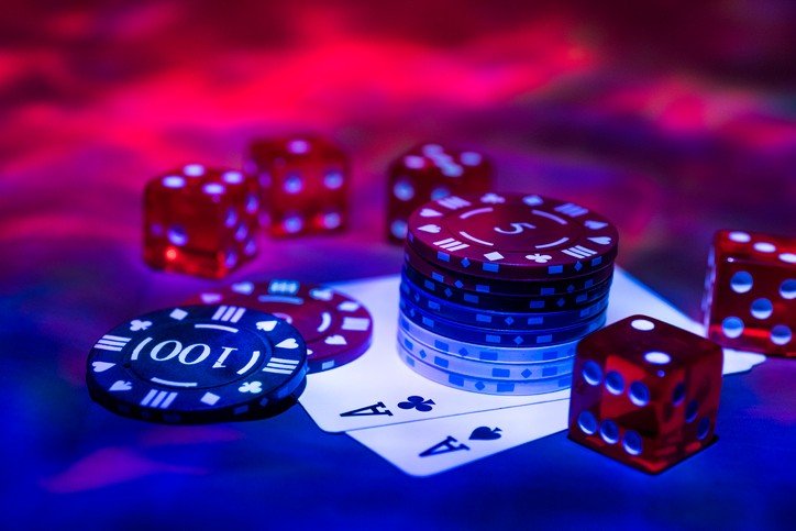Jogue poker online. casino online - conceito de jogo online