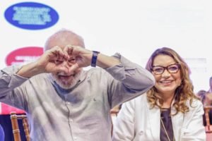 Imagem colorida do Presidente Lula e a primeira-dama Janja no lançamento do Brasil sem Fome, no Piauí