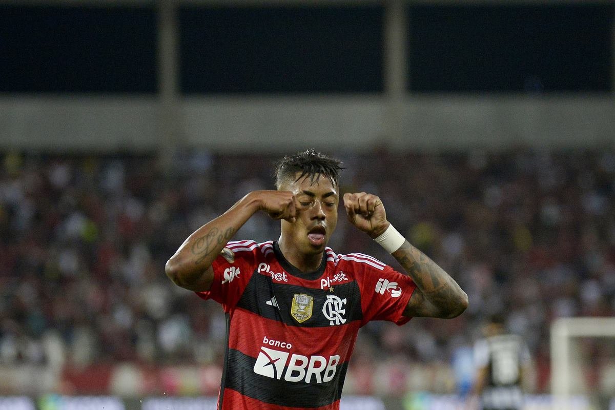 Rivais em Campo: Bahia x Flamengo no Futebol Brasileiro