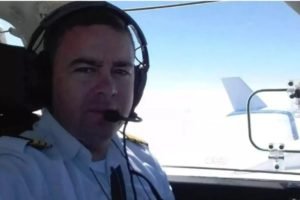 Piloto que sobreviveu 13 dias na Amazônia morre após 2ª queda de avião