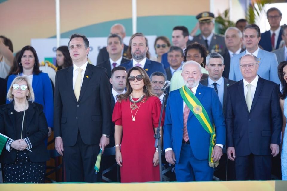 Desfile 7 de setembro 2023 - Metrópoles