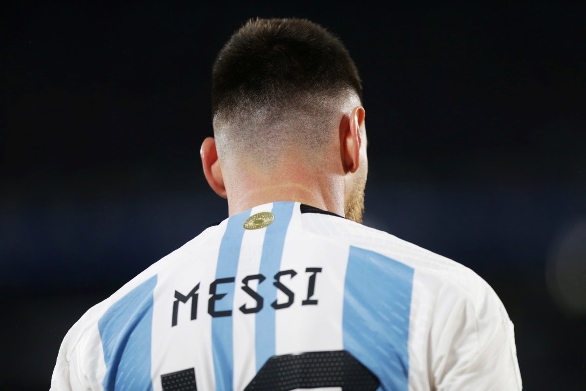 Messi joga hoje? Os suspensos e lesionados da Argentina para