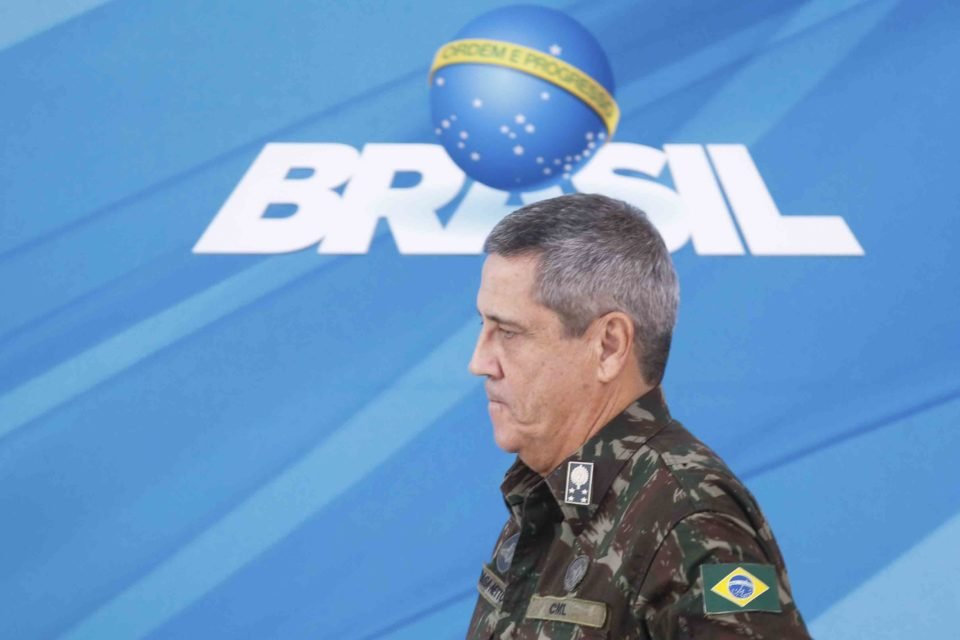 General Braga Netto, Durante coletiva de imprensa - metrópoles