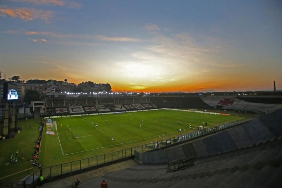 Imagem colorida do Estádio São Januário, casa do Vasco da Gama- Metrópoles