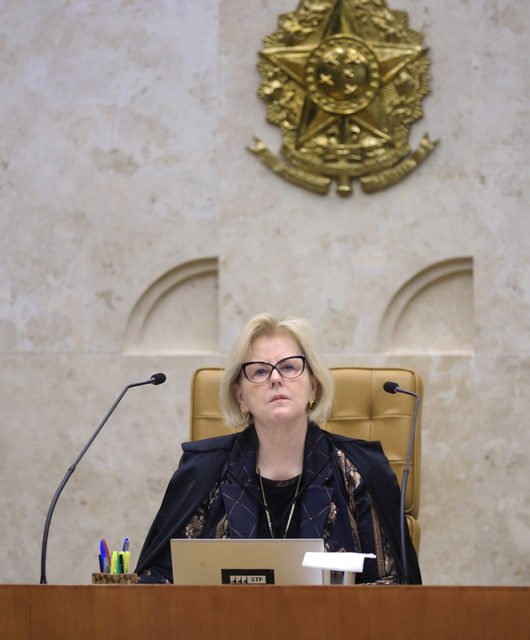Rosa Weber no plenário do STF