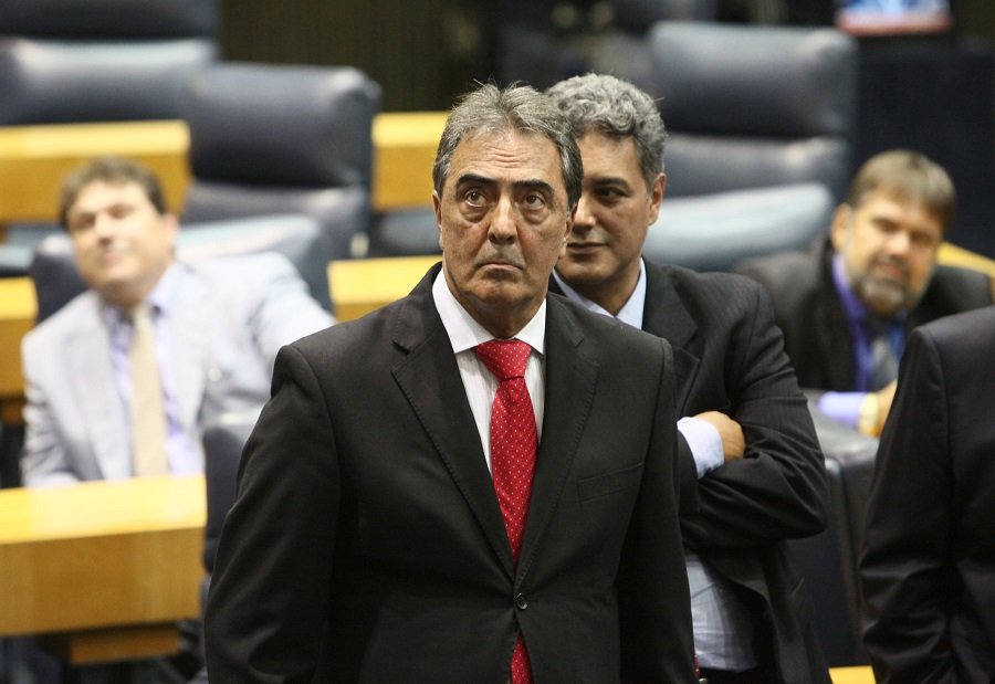 Fotografia colorida mostra o vereador Adilson Amadeu no plenário da Câmara Municipal - Metrópoles
