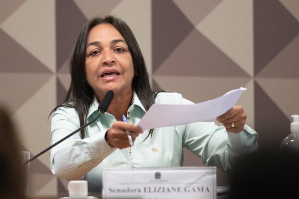 Senadora Eliziane Gama, relatora da CPMI durante Comissão Parlamentar Mista de Inquérito CPMI do 8 de Janeiro - Metrópoles
