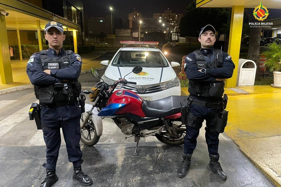 Polícia Federal caça moto ilegal de trilha; saiba se a sua está limpa -  11/03/2016 - UOL Carros
