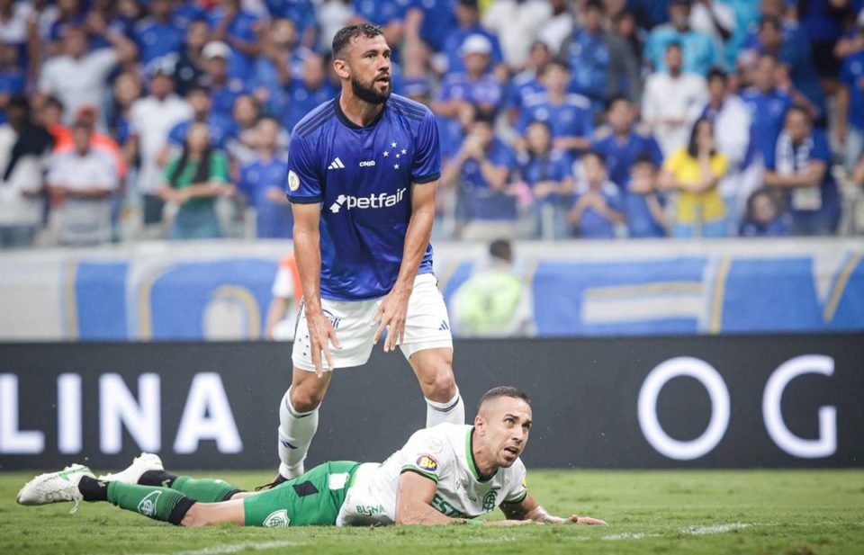 Globo Esporte MG, Cruzeiro conta com volta da torcida para vencer o  Athletico-PR; veja regras