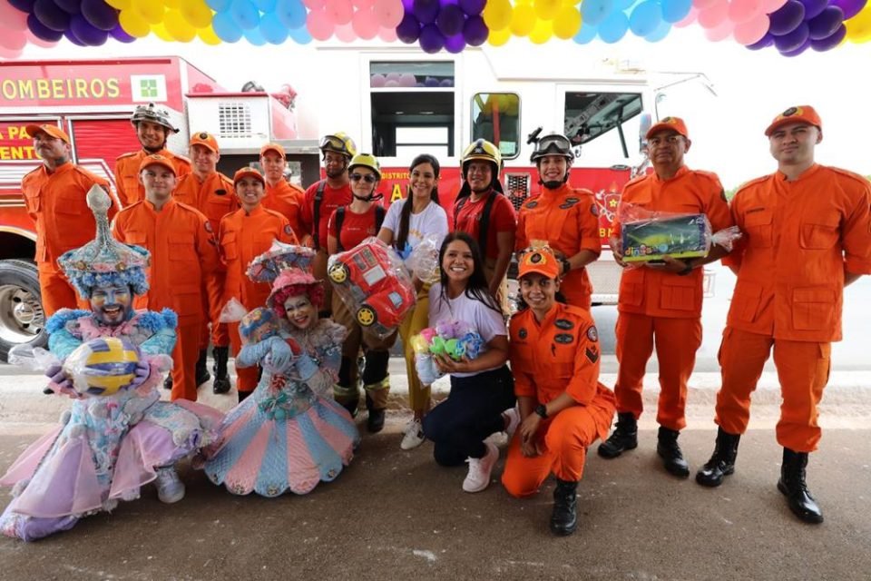 Foto colorida de brinquedos arrecadados pelo GDF - Metrópoles