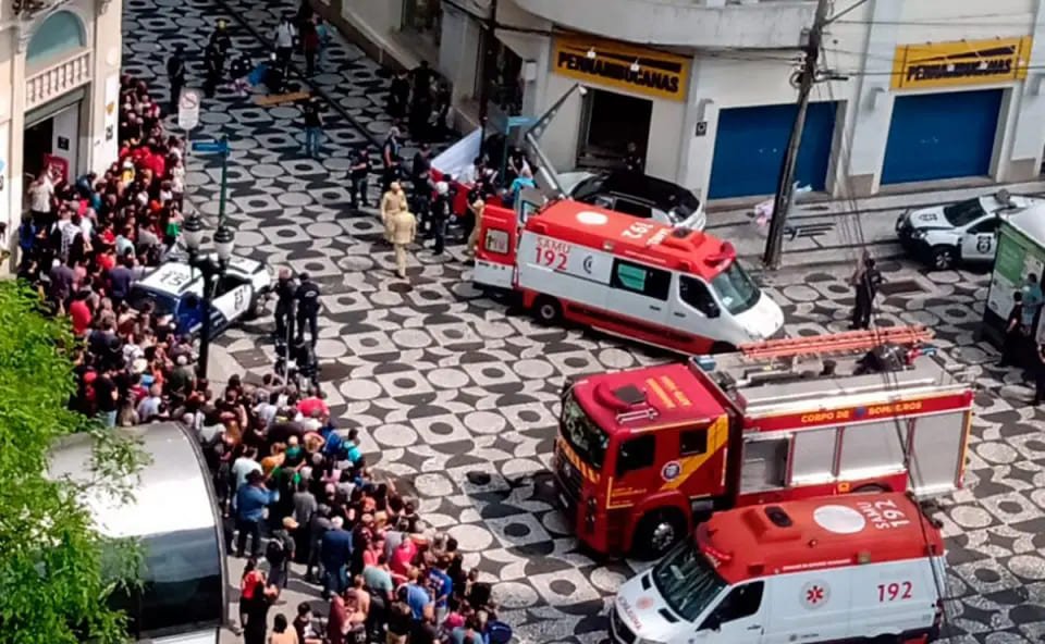 Moradores aprendem como agir em caso de acidente com oleoduto - Prefeitura  de Curitiba